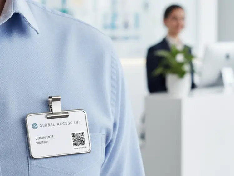 Clip-on visitor badge with QR Code for secure access